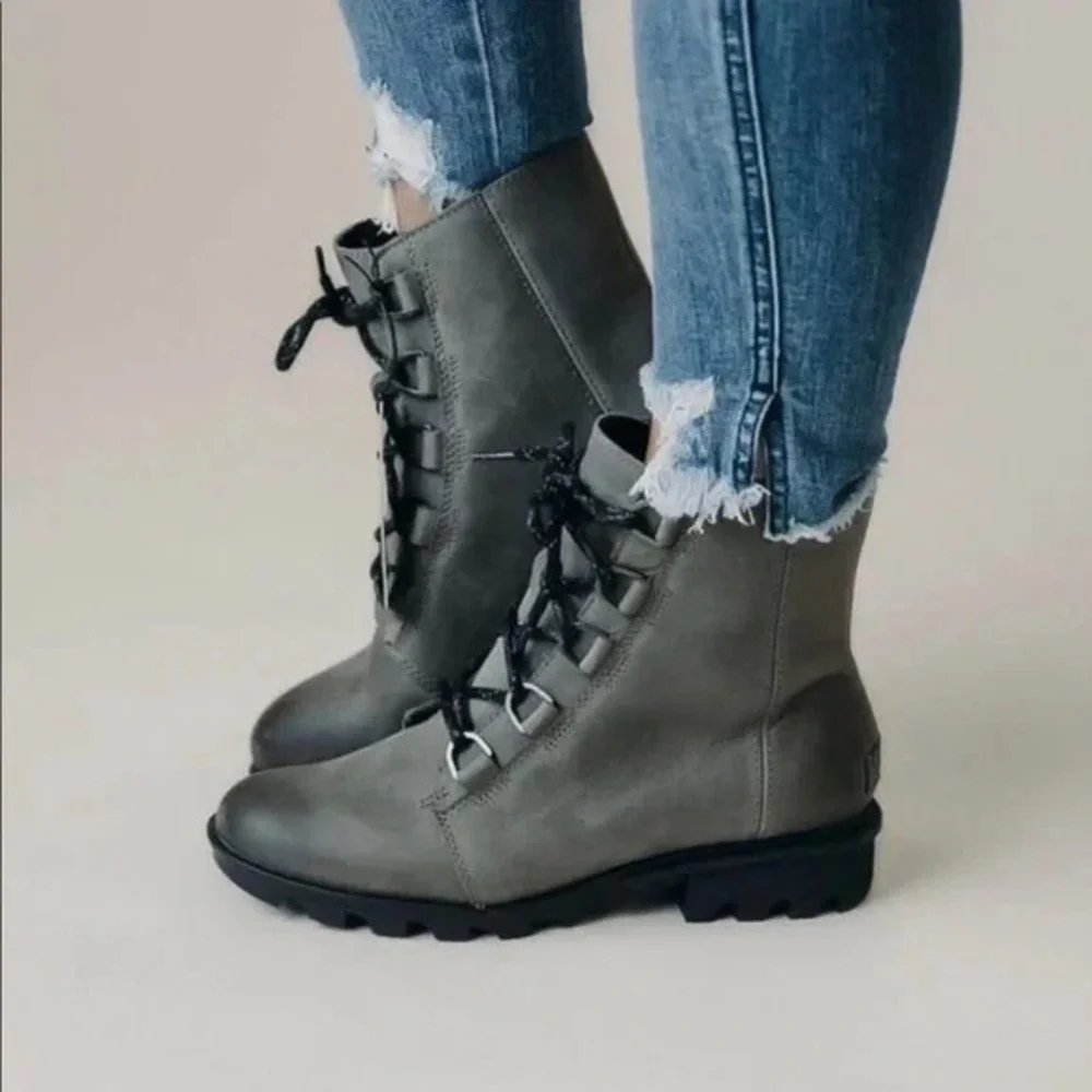 Sorel Phoenix Short Lace Boots ‎ Women 7.5 EUC Leather Waterproof Quarry Comfort